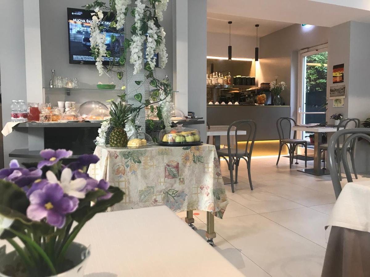Hotel Villa Hermosa Ριτσόνε Εξωτερικό φωτογραφία